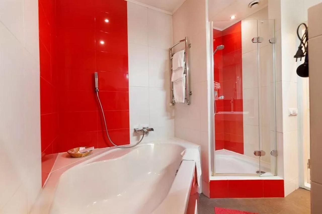 Апартаменты Large & Modern Flat With Balcony In Heart Of Львов Экстерьер фото